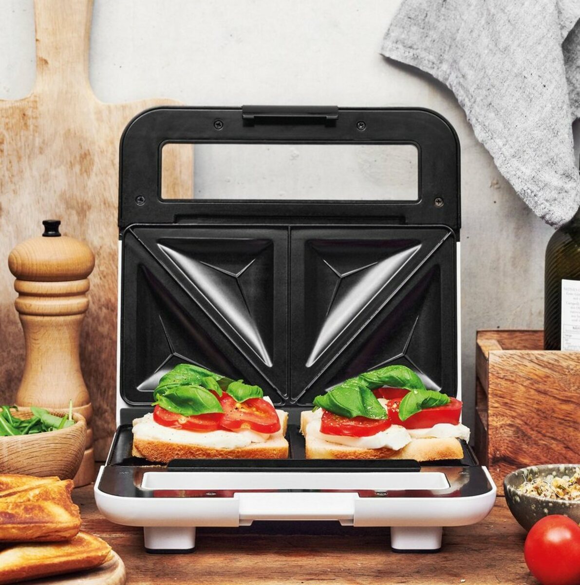 Bild 1 von Gastroback Sandwichmaker 42443 Design, 750 W