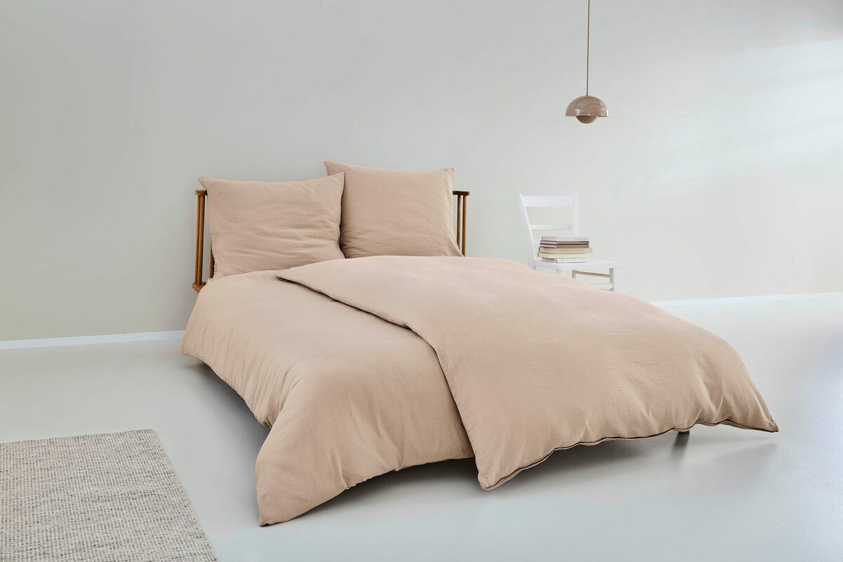 Bild 1 von Bettwäsche Musselinbettwäsche, s.Oliver, Musselin, Markenbettwäsche in moderner Crinkle-Optik mit Logo-Stickerei