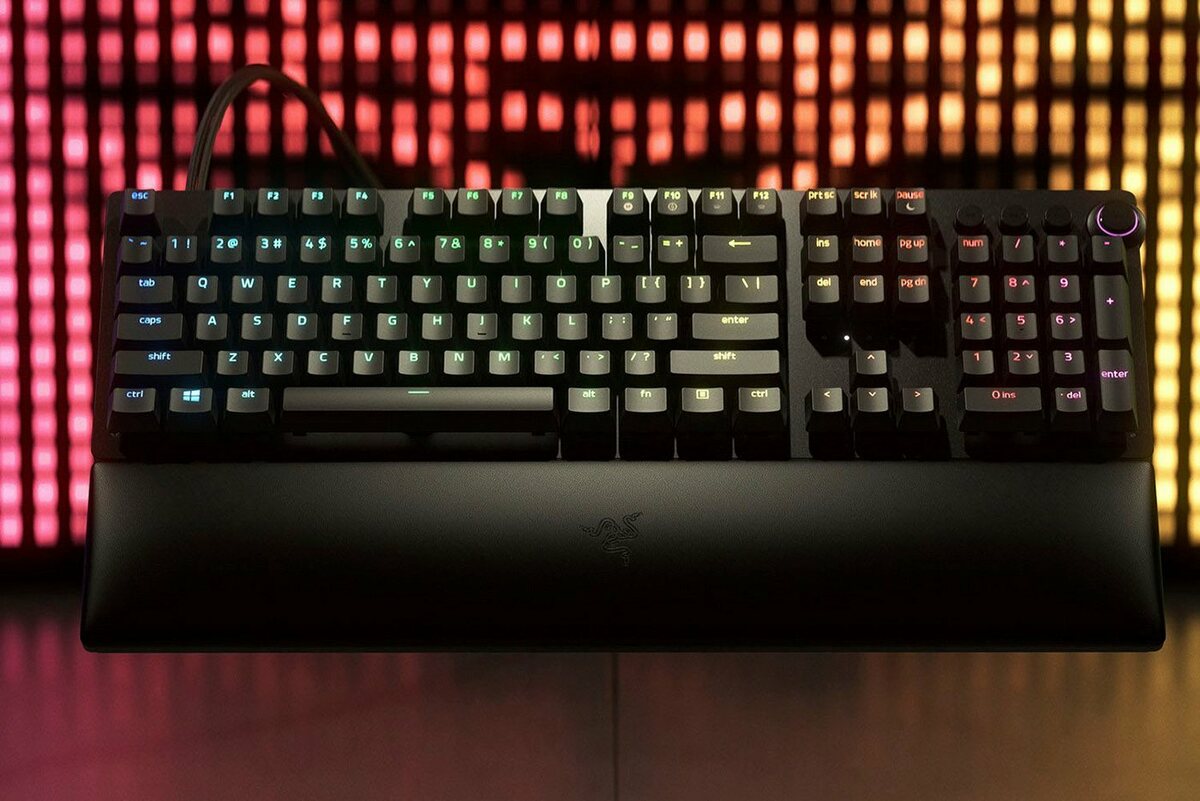 Bild 1 von RAZER Huntsman V2 Analog - DE Gaming-Tastatur