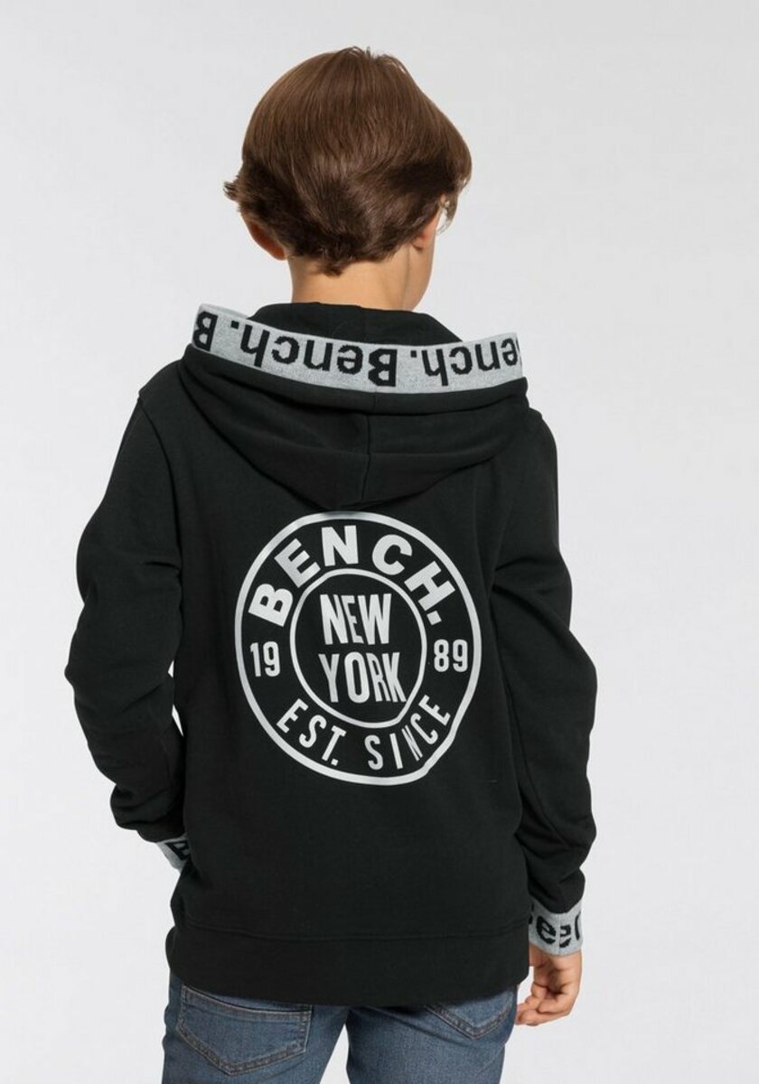 Bild 1 von Bench. Kapuzensweatshirt mit reflektierenden Drucken