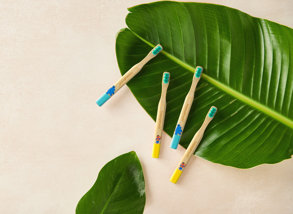 Bild 2 von happybrush Bambus Zahnbürste Sesamstraße Doppelpack