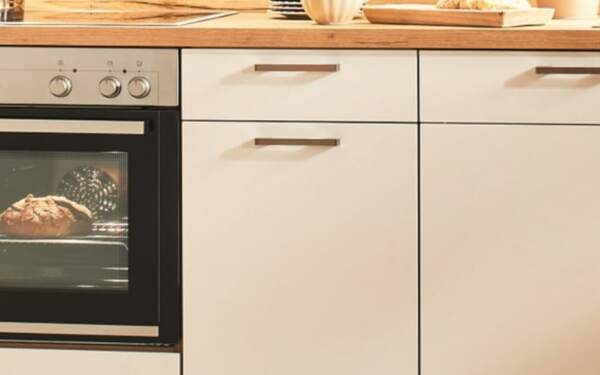 Bild 3 von Puris - Einbauküche Speed, alpinweiß, inkl. Elektrogeräte