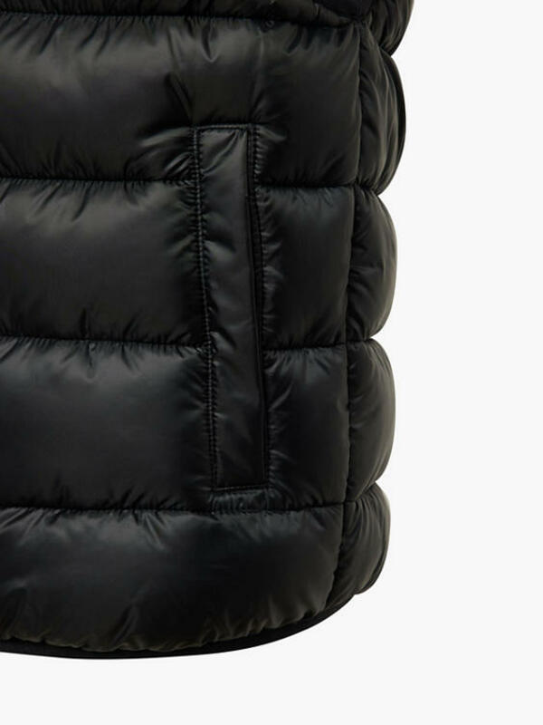 Bild 3 von Champion Weste