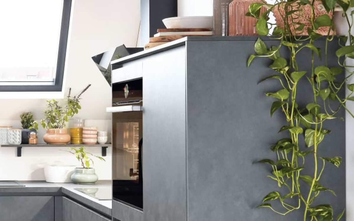 Bild 2 von Nobilia - Einbauküche Riva, Beton schiefergrau Nachbildung, inkl. Neff Elektrogeräte