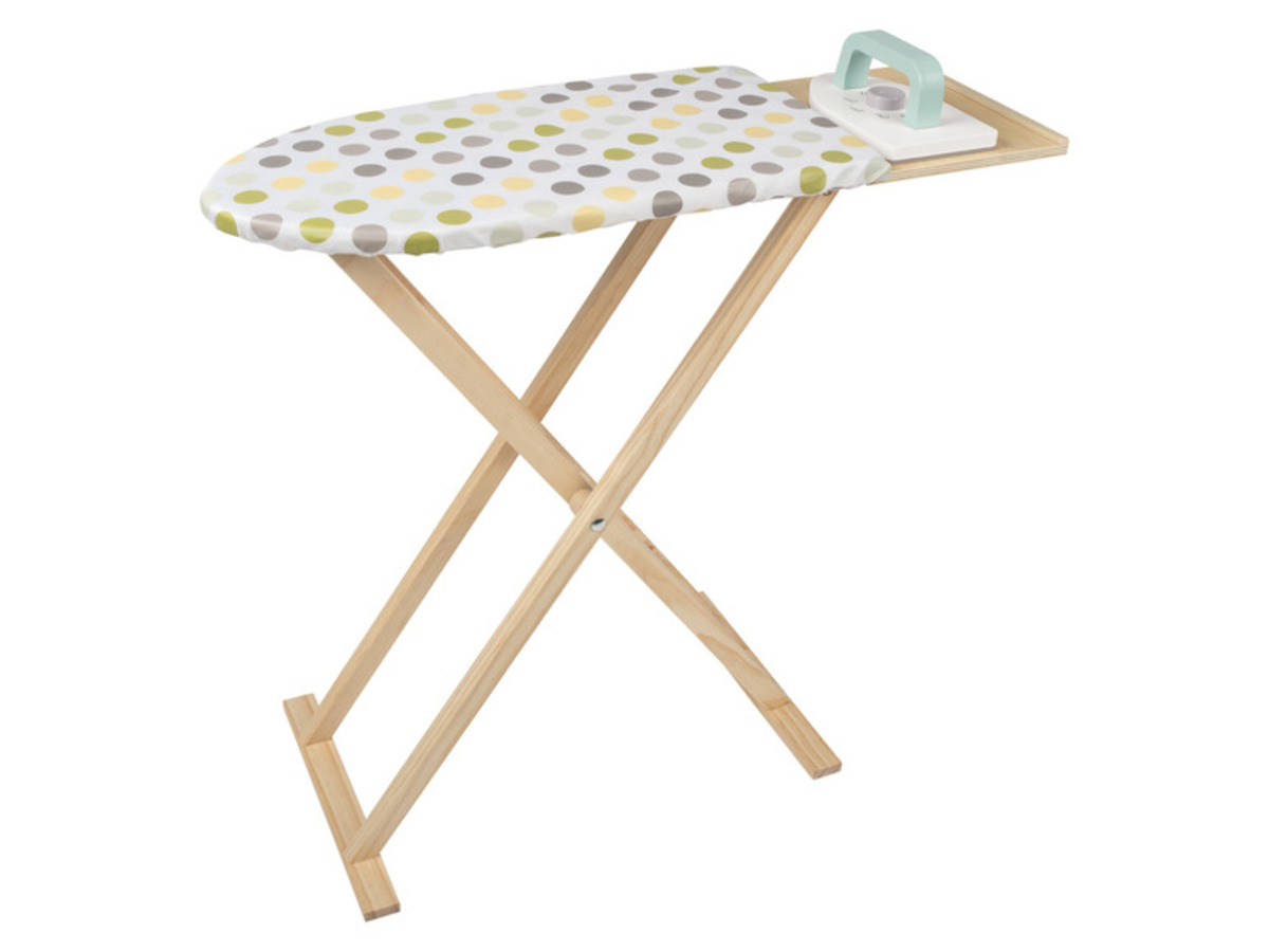 Bild 3 von Playtive Putzstation / Bügelbrett / Wäscheständer, aus Holz