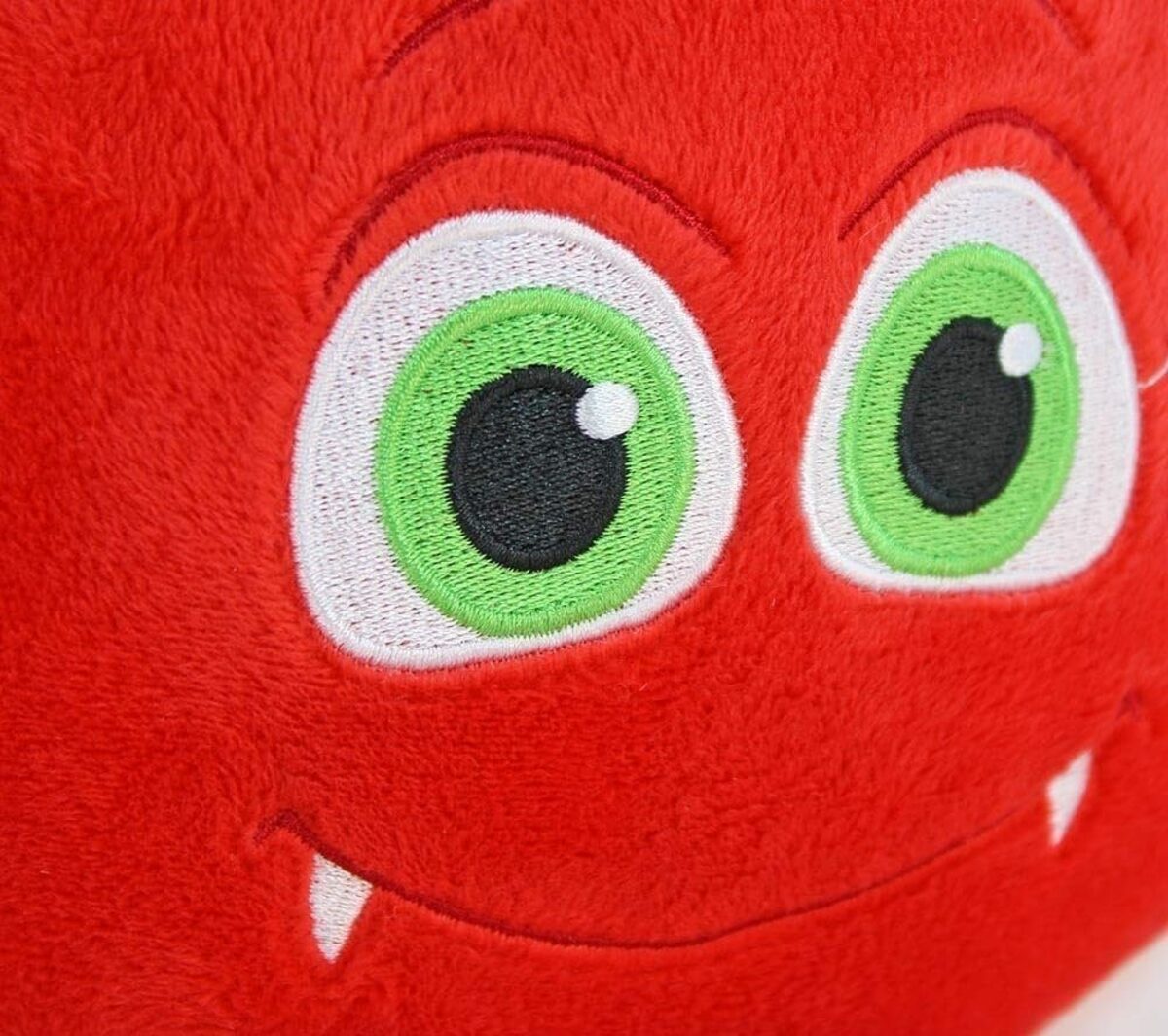 Bild 3 von soma Kuscheltier Kuscheltier Plüschtier The Misfits 26 cm Kissen Tomate Dracula 26 cm, Gemüsekorb Speise Obst Zubehör für Kaufladen und Kinderküche Stofftier