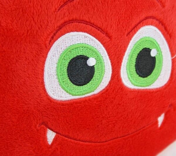 Bild 3 von soma Kuscheltier Kuscheltier Plüschtier The Misfits 26 cm Kissen Tomate Dracula 26 cm, Gemüsekorb Speise Obst Zubehör für Kaufladen und Kinderküche Stofftier