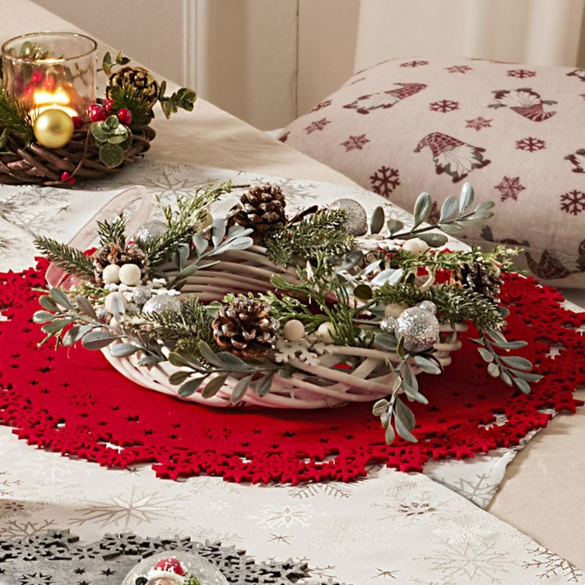 Bild 1 von Dekokranz in Natur-Optik, ca. 26x26x7cm