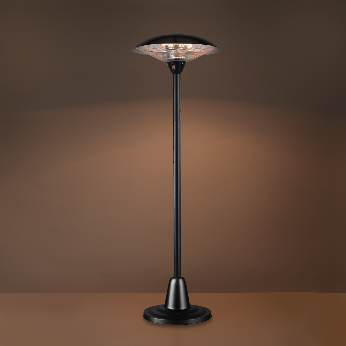 Bild 4 von LeuchtenDirekt Standheizstrahler GLOW, 1500W/3000W, inkl. Wippschalter, IP34, Outdoor