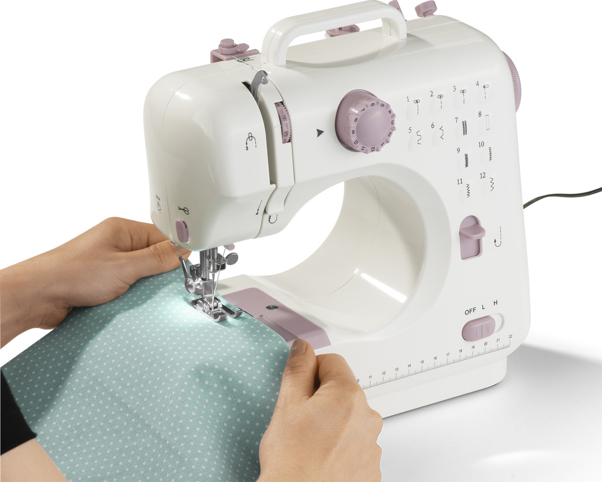 Bild 3 von IDEENWELT Kompaktnähmaschine