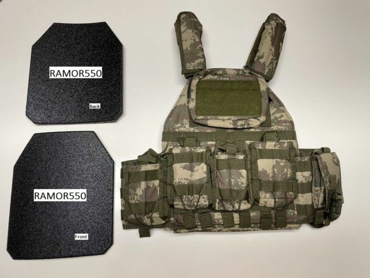 Bild 1 von BSSD Defence Komplettset Plattenträger 2x Stahlplatten RAMOR550 5,9mm