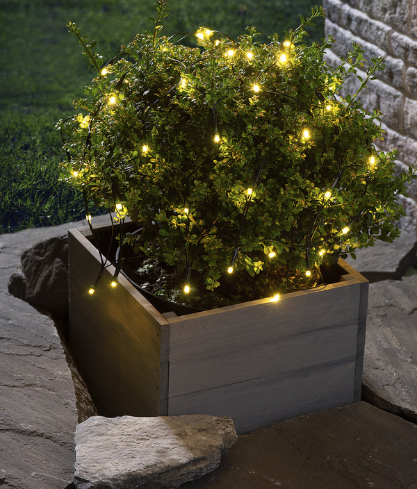 Bild 2 von IDEENWELT LED-Lichternetz mit 64 LEDs