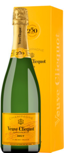 Champagner Veuve Clicquot Brut Yellow Label in Geschenkverpackung