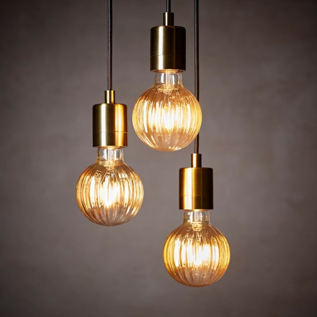 Bild 4 von SKAFTET  Lampenaufhängung, textil vermessingt