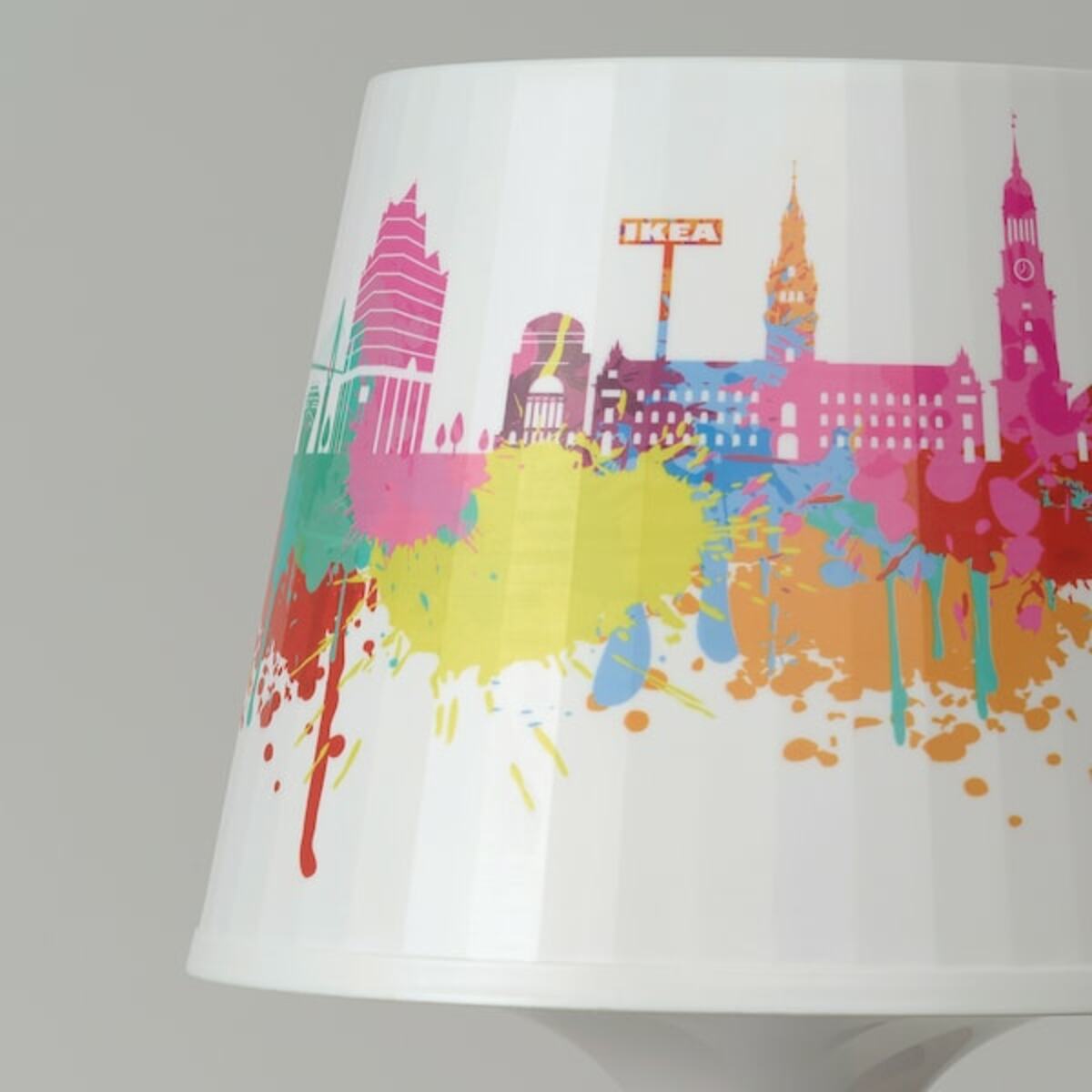 Bild 2 von LAMPAN  Tischleuchte, weiß/Stadtsilhouette Hamburg