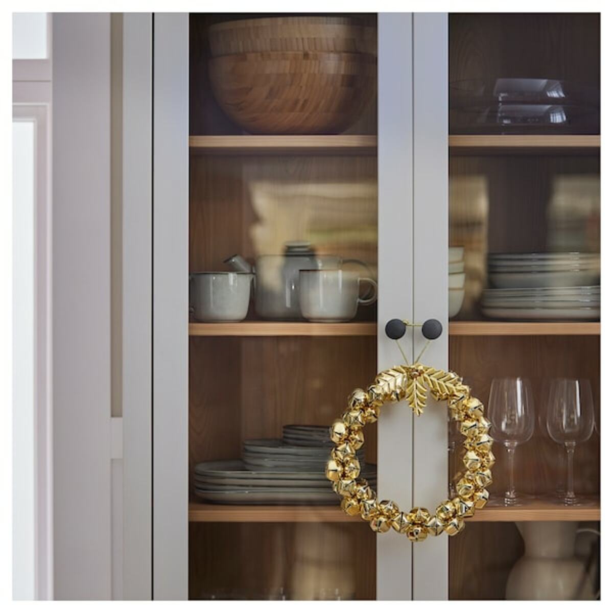 Bild 2 von VINTERFINT  Dekoration, Kranz, Glöckchen goldfarben