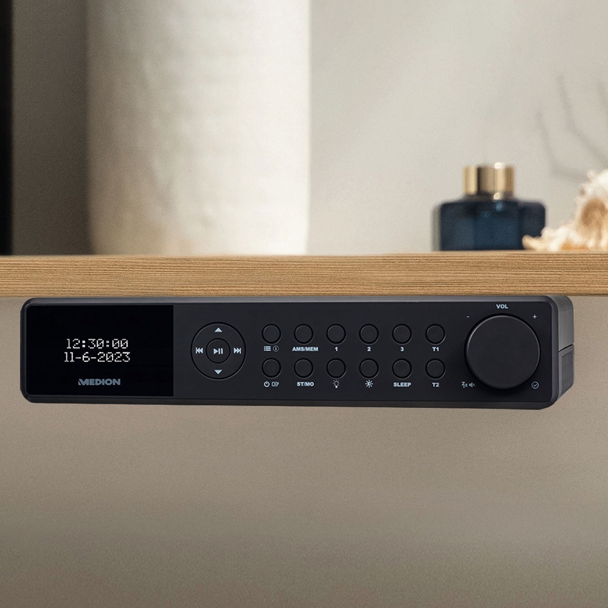 Bild 4 von MEDION LIFE E66660 DAB+ Stereo- Küchen-Unterbauradio