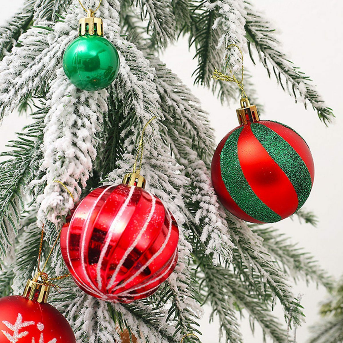 Bild 4 von Favson Dekohänger 44Stück Weihnachtskugel Ornamente,für Weihnachten und Party Dekoration