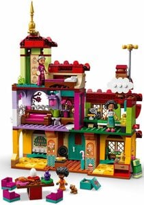 LEGO® Konstruktionsspielsteine Das Haus der Madrigals (43202), LEGO® Disney Princess, (587 St), Made in Europe