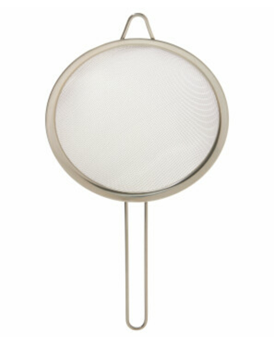 Bild 1 von Sieb mit Griff
       
      Keine Marke Ø ca. 20 cm
   
      silber