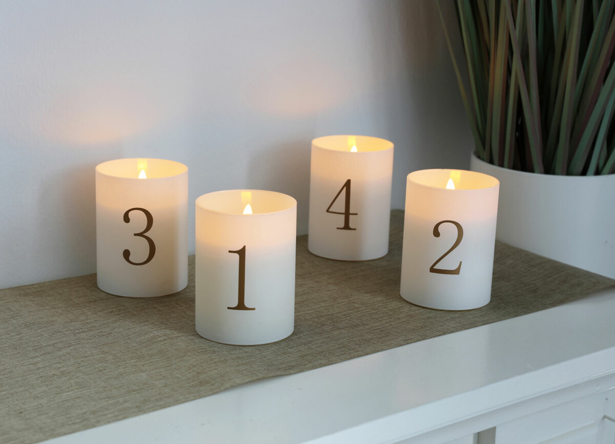 LEDAdventskerzenSet im Glas mit Echtwachs 4teilig Weiß von Thomas