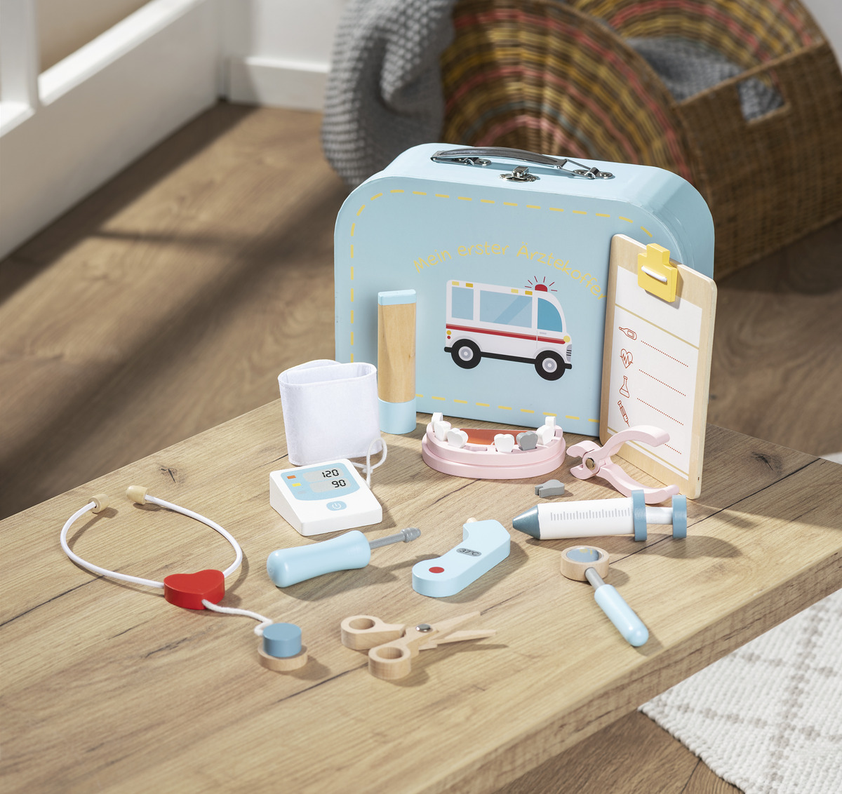 Bild 3 von IDEENWELT Mein erster Arztkoffer