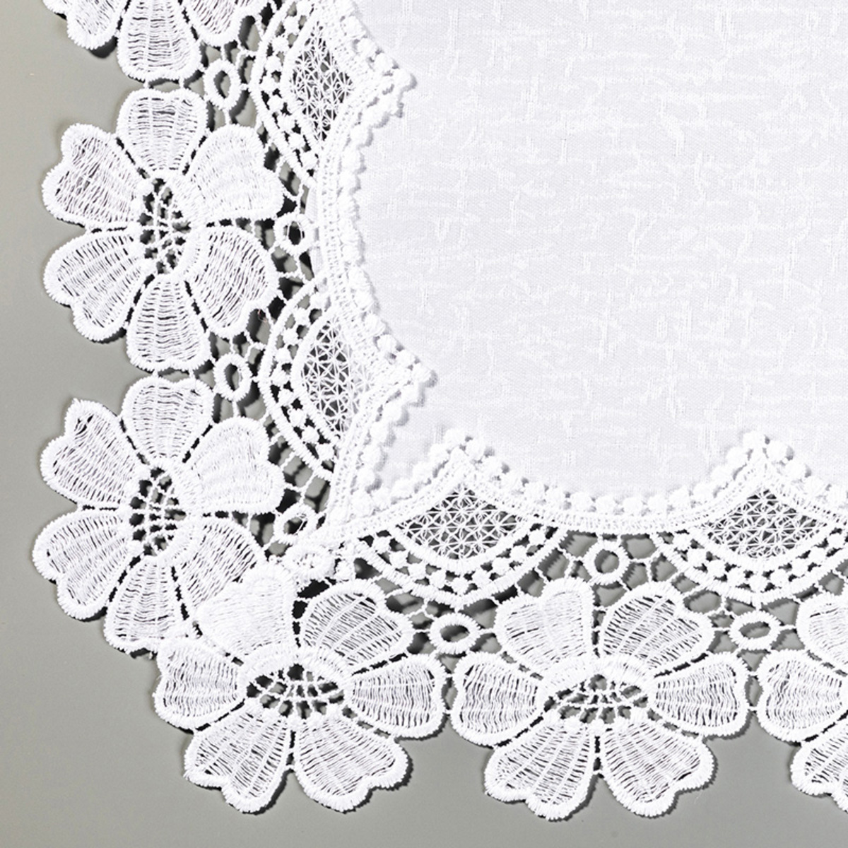 Bild 3 von Bella Casa Tischwäsche mit Spitze