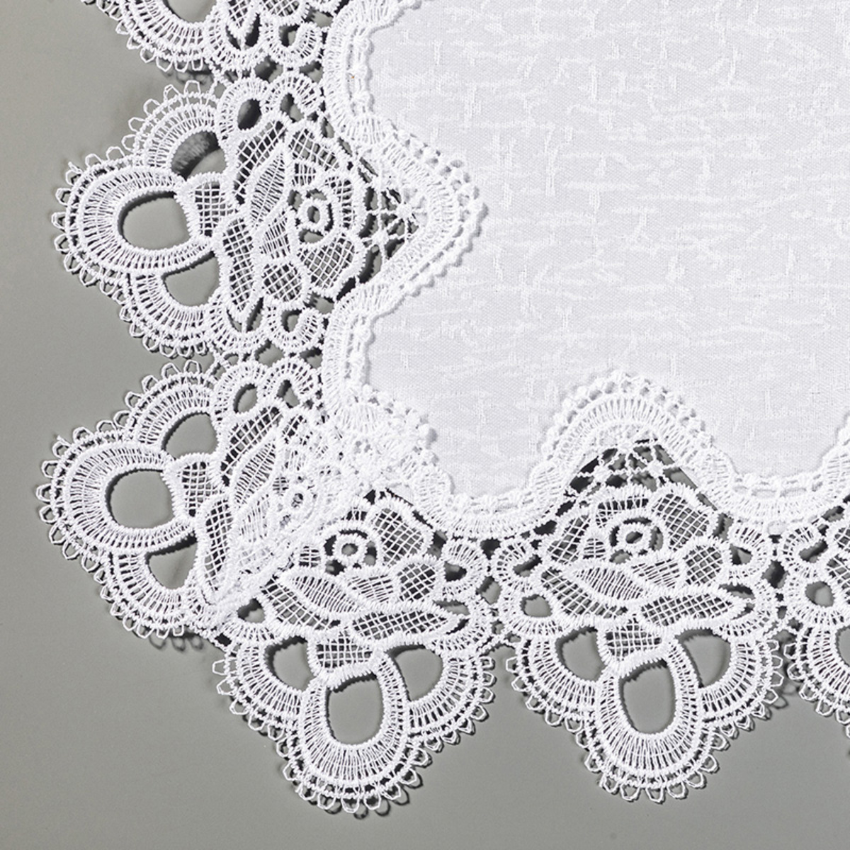 Bild 2 von Bella Casa Tischwäsche mit Spitze