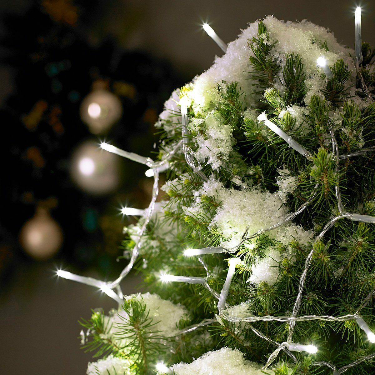 Bild 1 von MeLiTec LED-Lichterkette XM55, transparente Leitung Timer integriert Dimmer 50 LED's