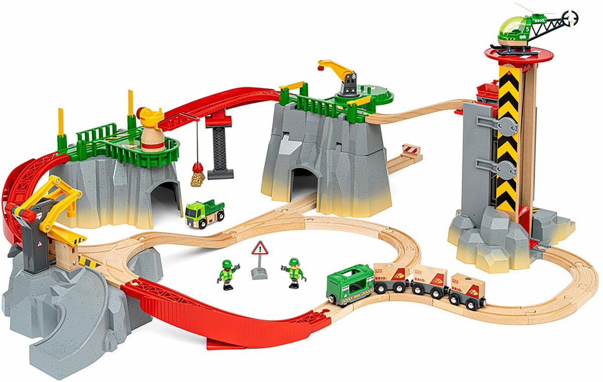 Bild 1 von BRIO® Spielzeugeisenbahn-Erweiterung Holzspielzeug, BRIO® WORLD, Gebirgs-Frachten Set Deluxe, (Set), FSC®- schützt Wald - weltweit