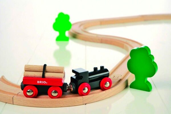 Bild 2 von BRIO® Spielzeugeisenbahn-Set Brio Eisenbahn Classic Set Bahn Starterset 18 Teile 33042