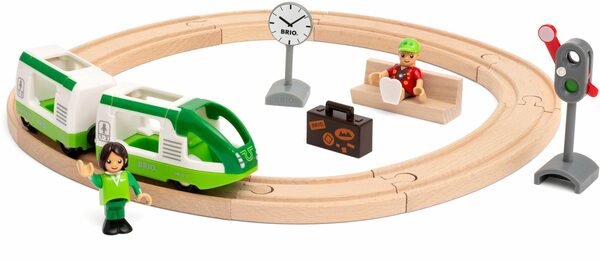 Bild 1 von BRIO® Spielzeug-Eisenbahn BRIO® WORLD, Starter Set Reisezug, FSC® - schützt Wald - weltweit