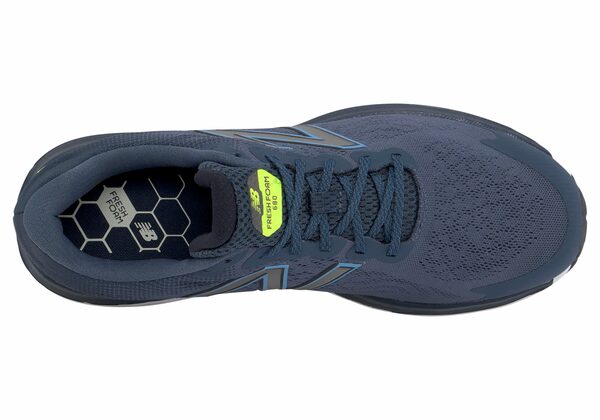 Bild 4 von New Balance M680 Laufschuh