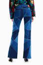 Bild 2 von Flare Jeans Patch María Escoté