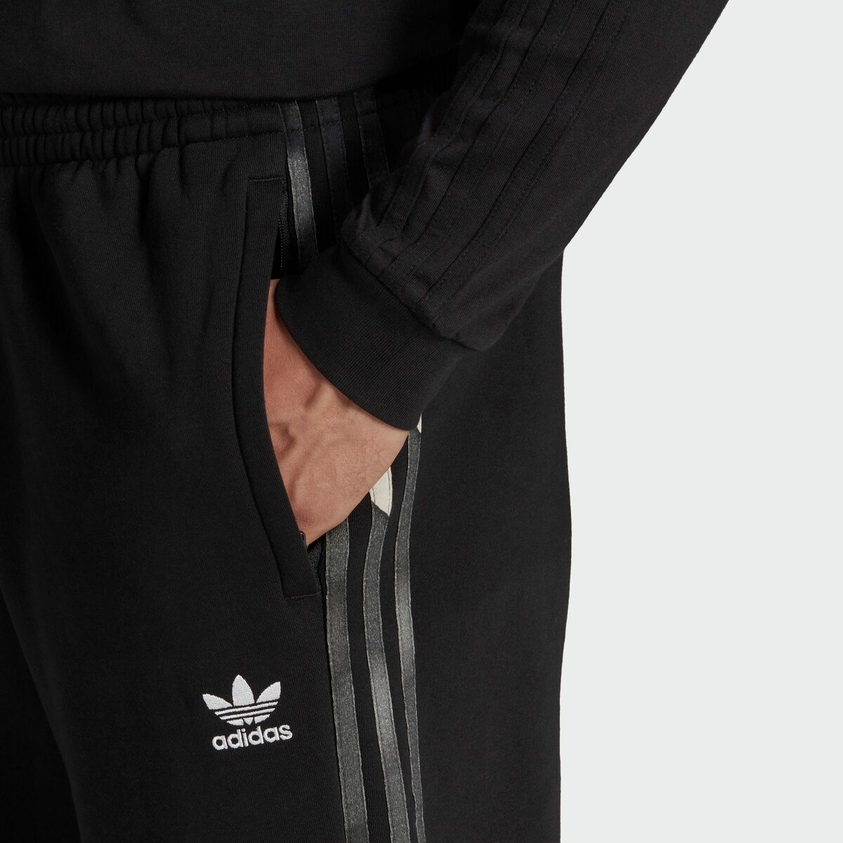 Bild 4 von adidas Originals Sporthose GRAPHICS CAMO (1-tlg)
