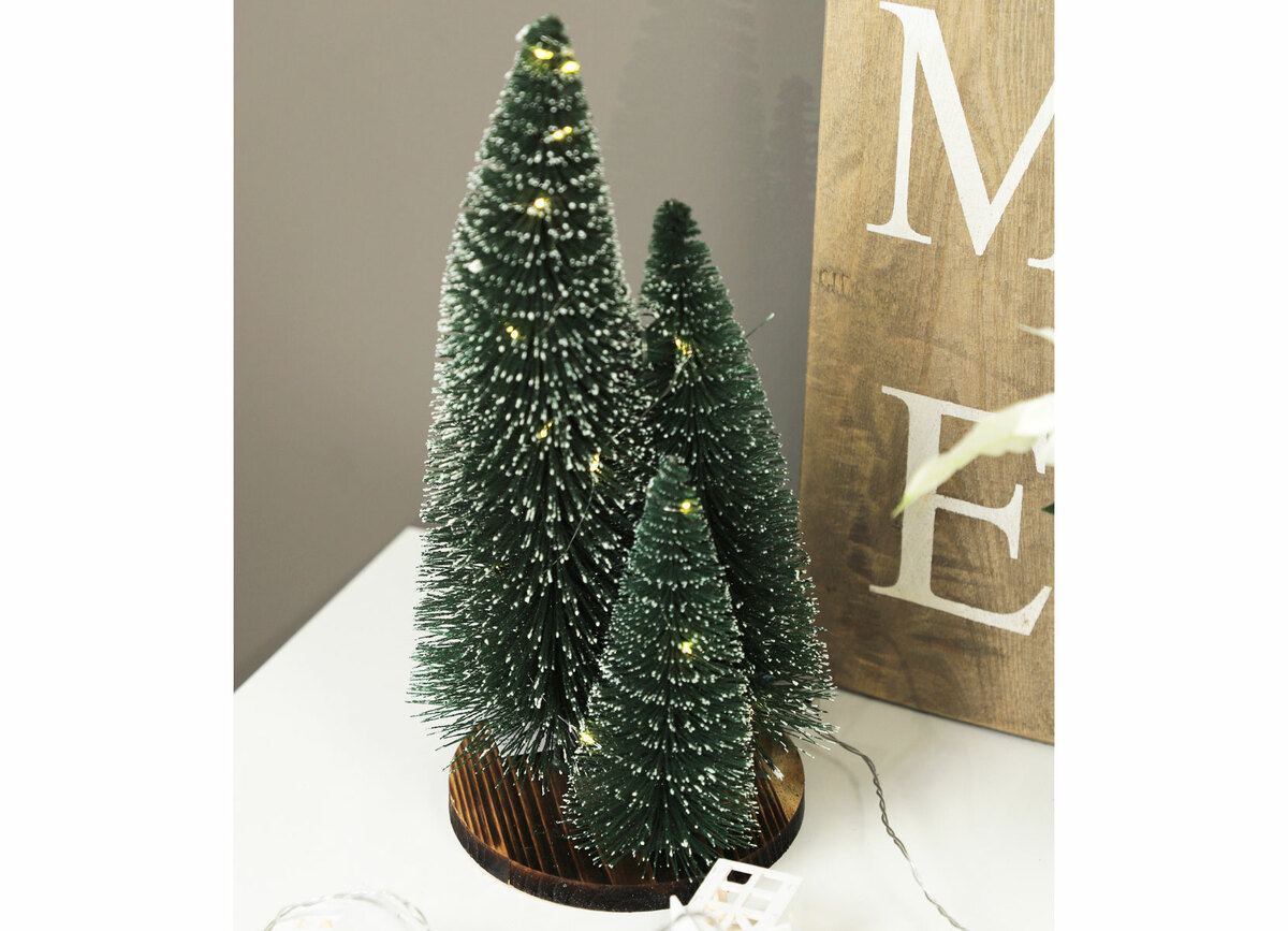 Bild 1 von 3 Deko-Bäume auf Holzsockel mit Timer 20 LEDs Warmweiß