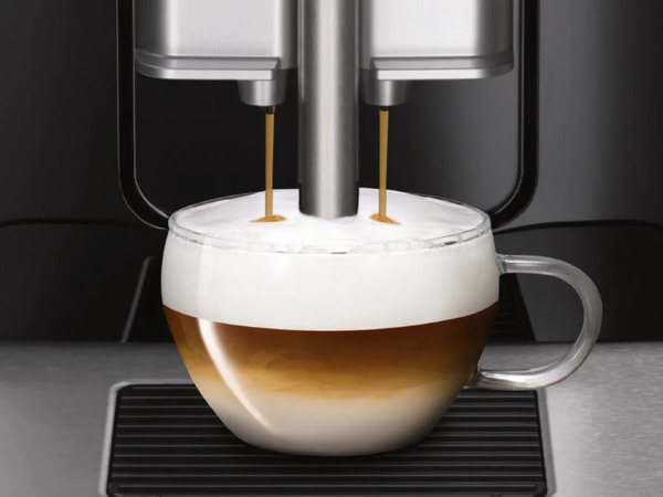 Bild 3 von BOSCH Kaffeevollautomat, 
         Stück