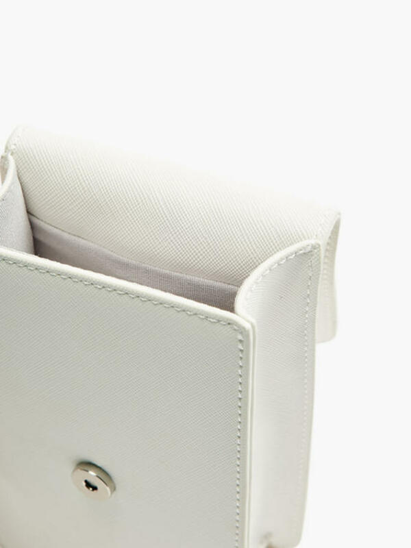 Bild 4 von Catwalk Handytasche