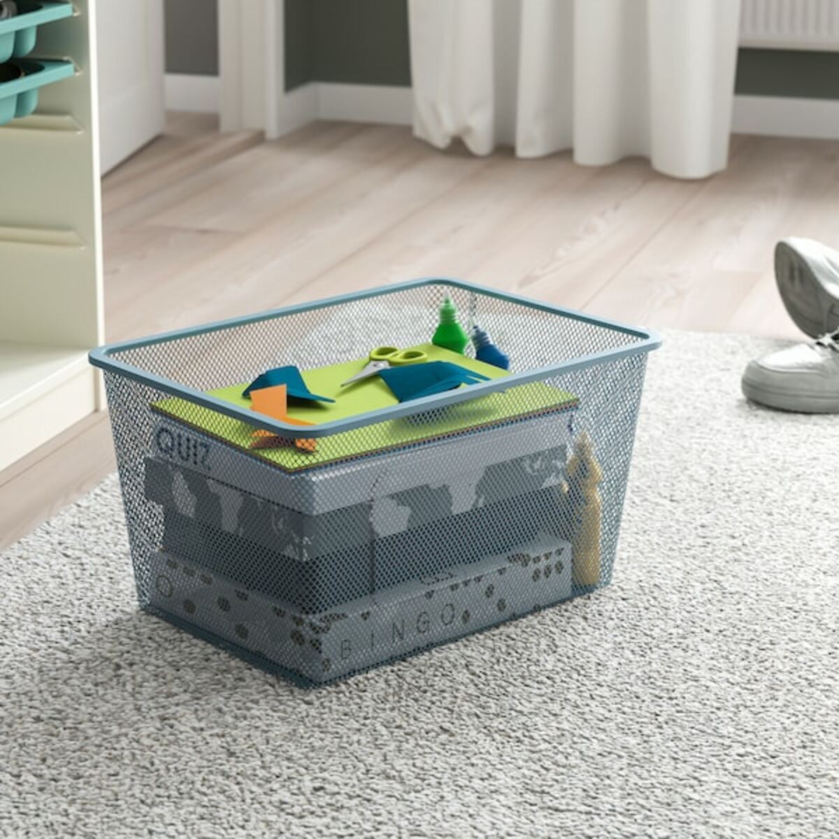 Bild 3 von TROFAST  Aufbewahrung mit Boxen, weiß hell grüngrau/graublau 46x30x145 cm