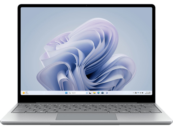 Bild 1 von MICROSOFT Surface Laptop Go 3, Notebook mit 12,45 Zoll Display Touchscreen, Intel® Core™ i5 Prozessor, 16 GB RAM, 256 SSD, Platin