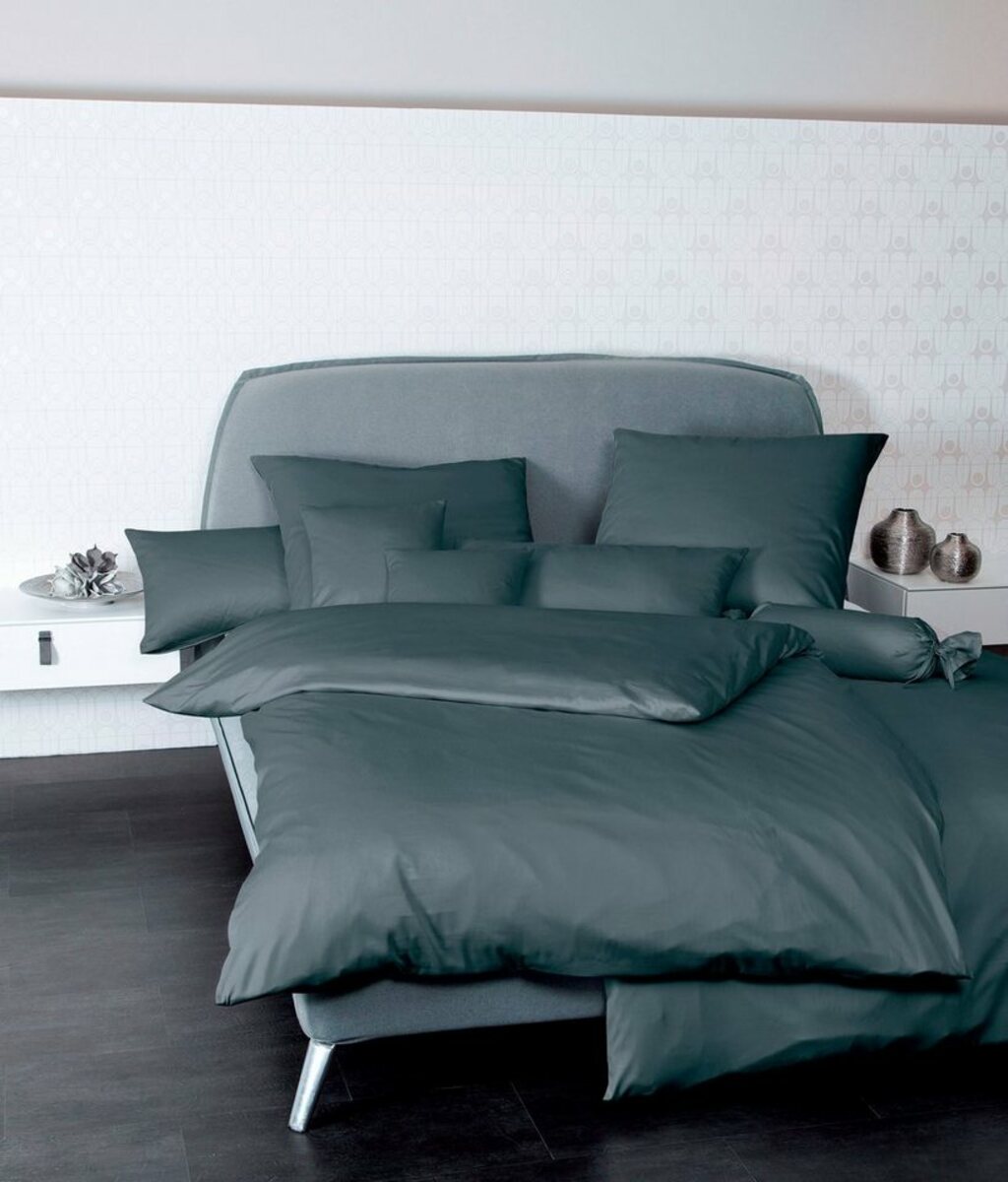 Bild 1 von Bettwäsche Colors 31001 in Gr. 135x200, 155x220 oder 200x200 cm, 100% Baumwolle, Janine, Mako-Satin, 2 teilig, feinfädige uni Bettwäsche für alle Jahreszeiten, Markenreißverschluss, Grau