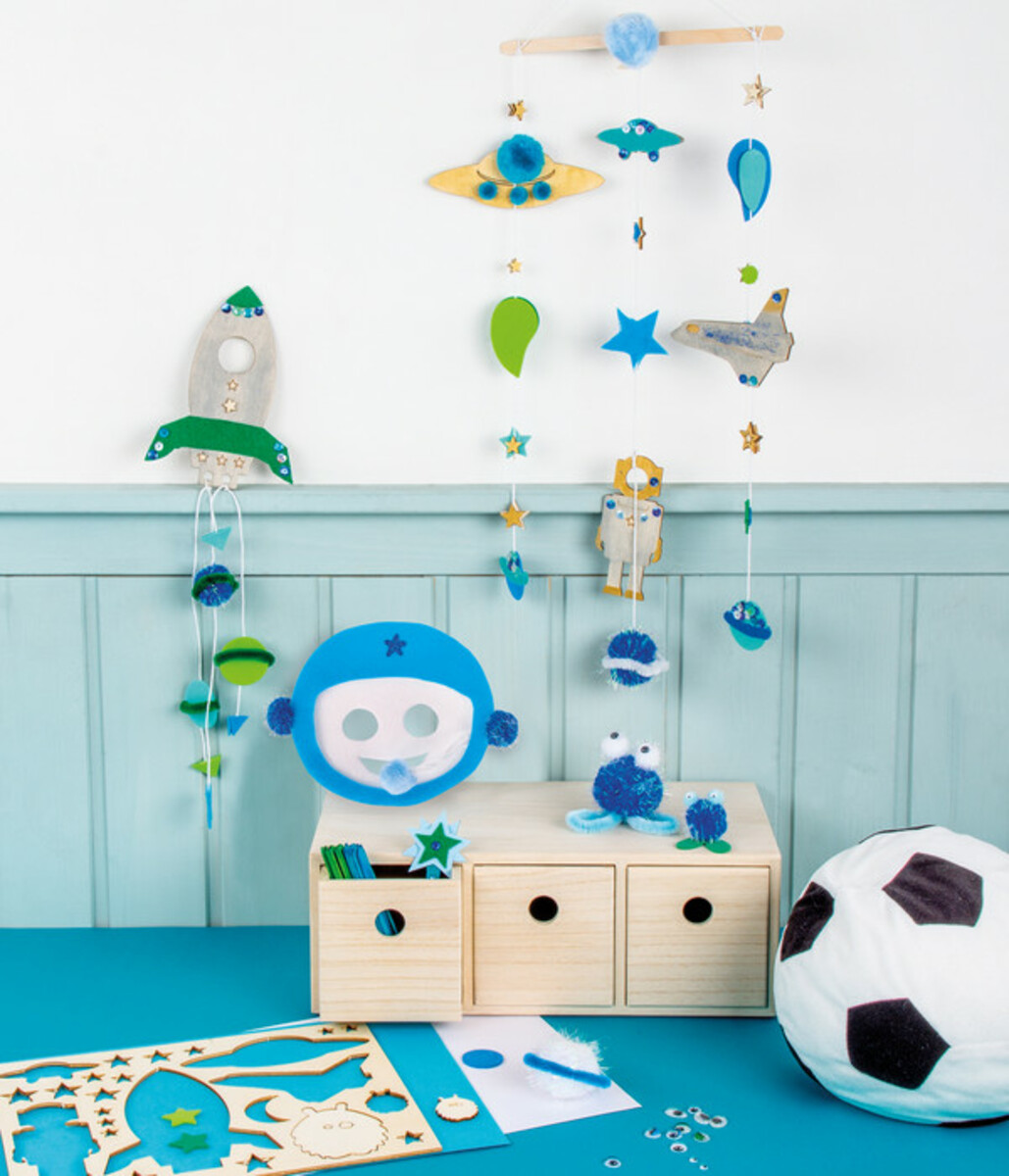 Bild 3 von Rayer Mega-Bastelbox Space, 1000 Teile