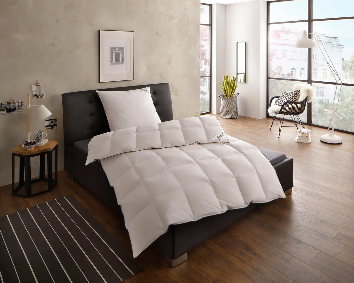 Bild 1 von Daunenbettdecke, Felix, fjödur, Füllung: 90% Daunen, 10%Federn, Bezug: 100% Baumwolle, Bettdecke in 135x200 cm und weiteren Größen, für Sommer oder Winter, Weiß