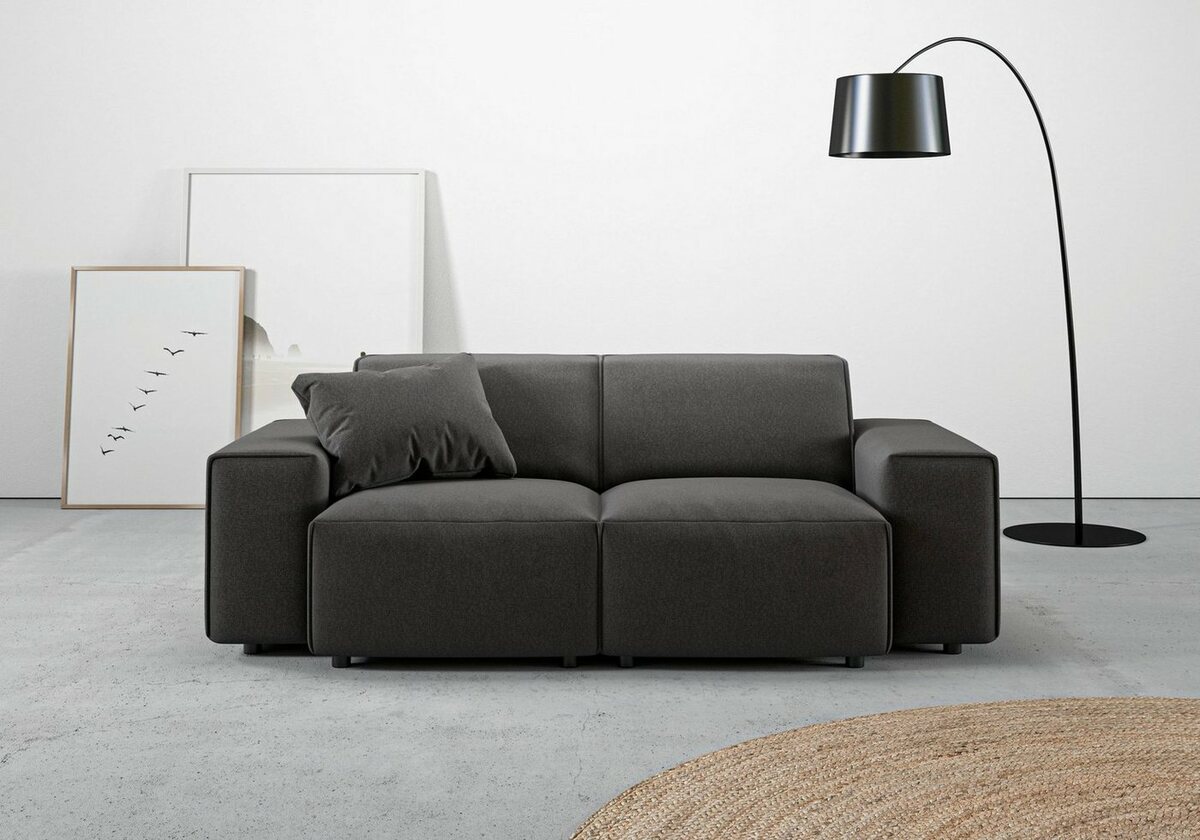 Bild 1 von Andas 2-Sitzer Glimminge, besondere Kedernähte, auch in Breitcord + Easy care-Bezug, Zierkissen, Schwarz