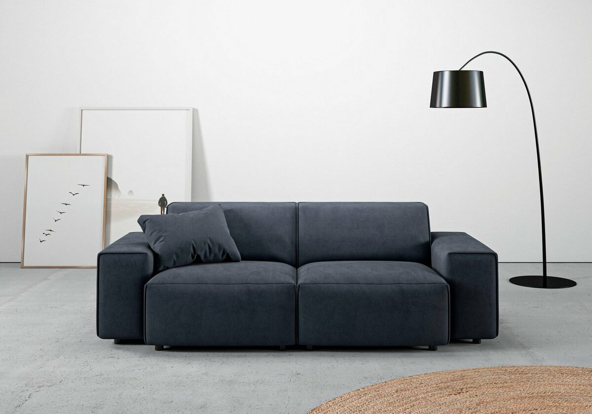 Bild 1 von Andas 2,5-Sitzer Glimminge, besondere Kedernähte, auch in Breitcord + Easy care-Bezug, Zierkissen, Blau