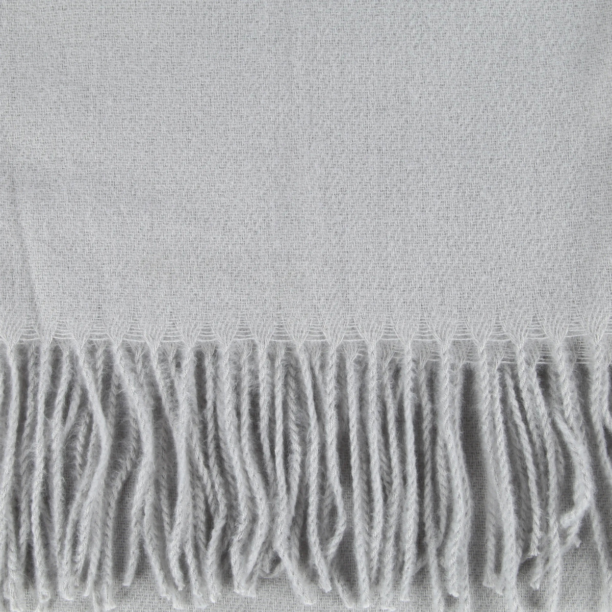 Bild 2 von Damen Schal mit Fransen
                 
                                                        Grau