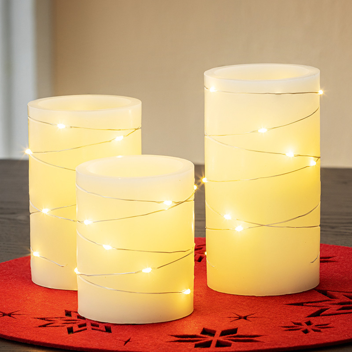 Bild 1 von I-Glow LED-Echtwachskerzen 3er-Set