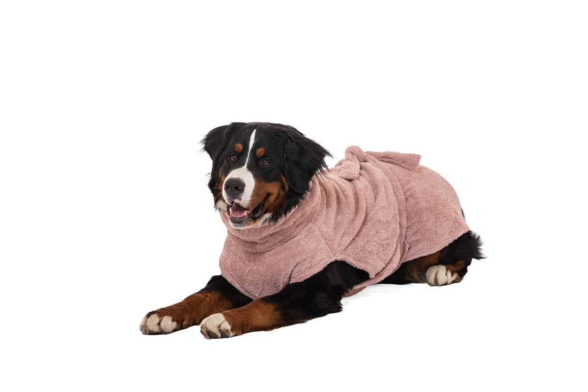 Bild 1 von Lills Lill's Hundebademantel "Pink Berry" 80 cm