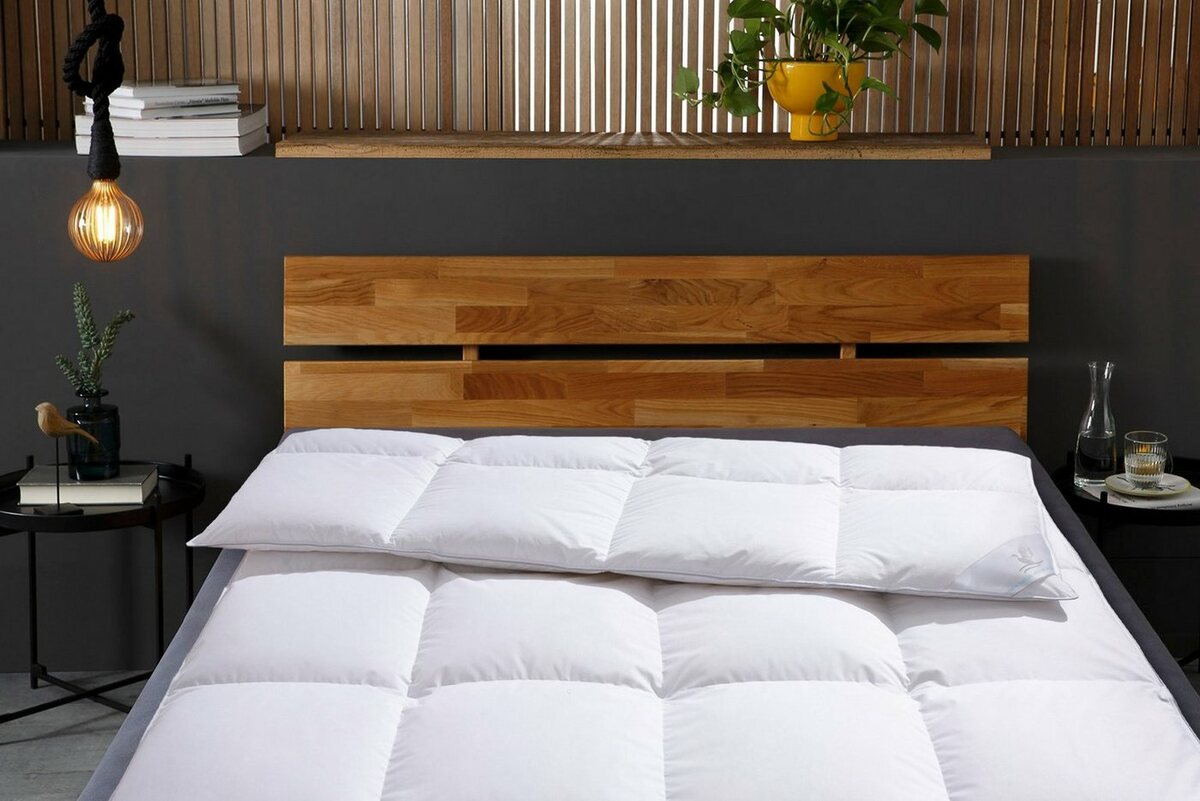 Bild 1 von Daunenbettdecke, Star, Otto Keller, Füllung: 100% Daunen, Bezug: 100% Baumwolle, Bettdecke, 135x200, 155x220 cm und weitere Größen, Sommer oder Winter, Weiß