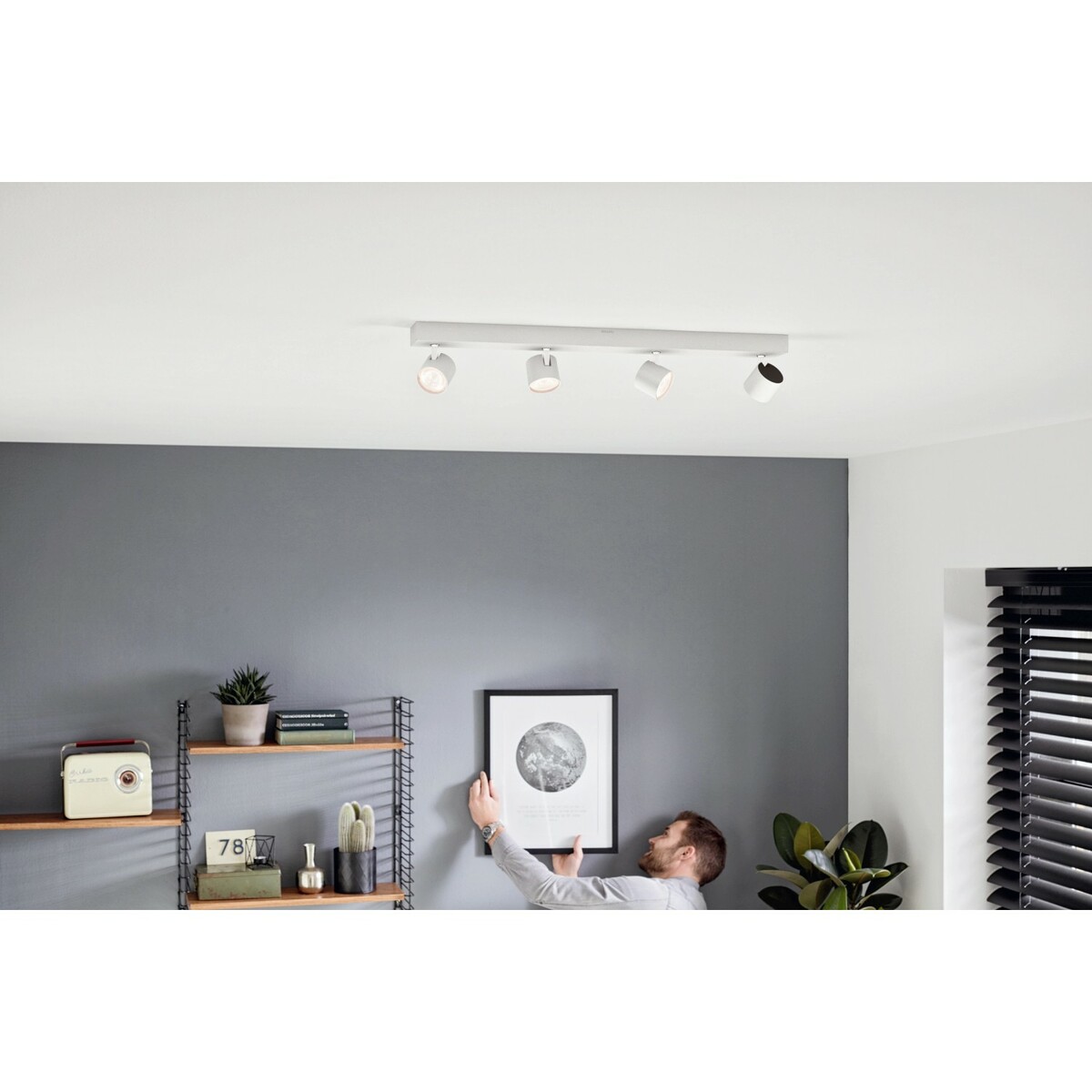 Bild 1 von Philips myLiving LED-Spot 4er Star Warmglow Weiß